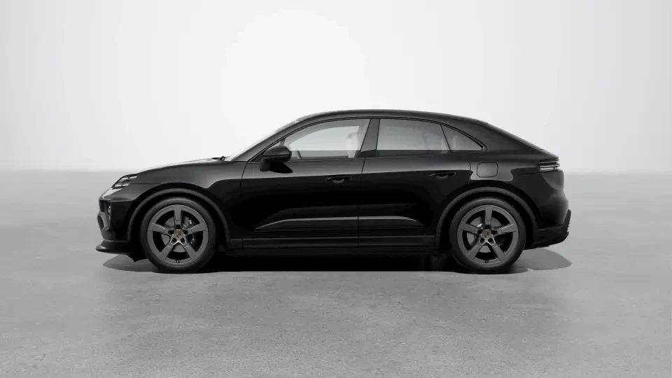 2026 Porsche Macan Electric - Image 15 of 30