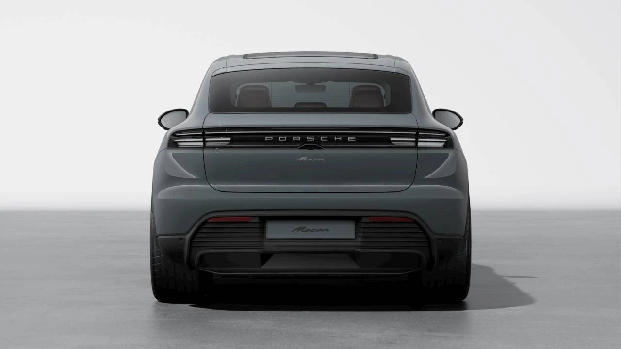 2026 Porsche Macan Electric - Image 7 of 10