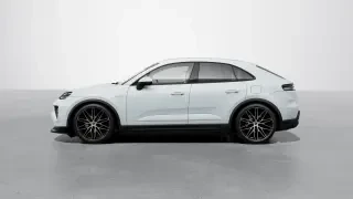 2026 Porsche Macan - Image 13 of 30