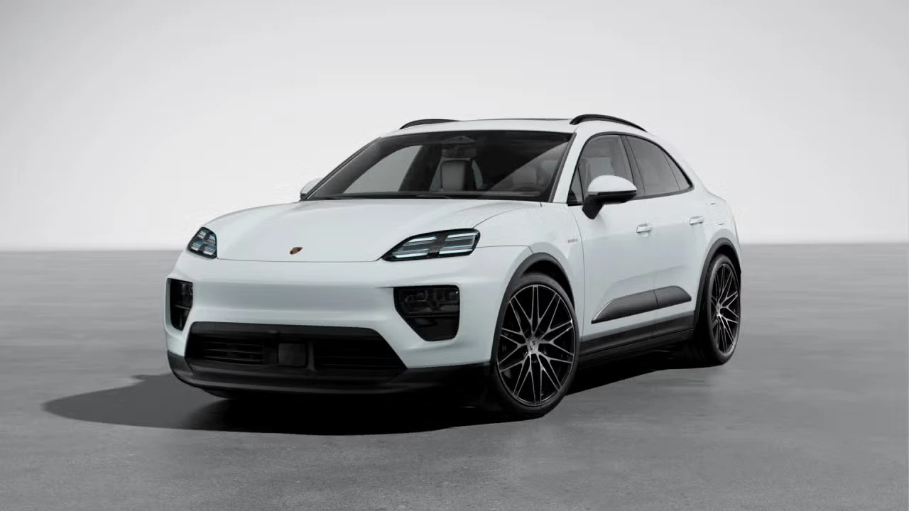 2026 Porsche Macan Electric - Image 4 of 30