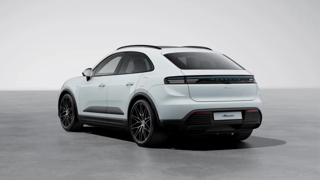 2026 Porsche Macan Electric - Image 20 of 30