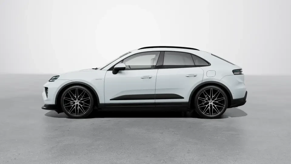 2026 Porsche Macan Electric - Image 15 of 30
