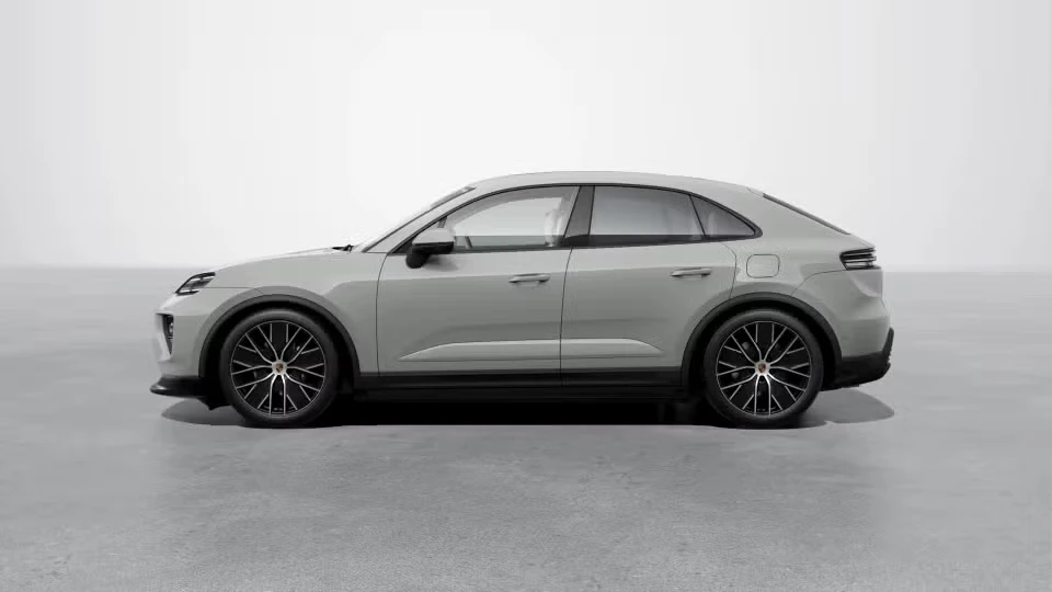 2026 Porsche Macan Electric - Image 11 of 30