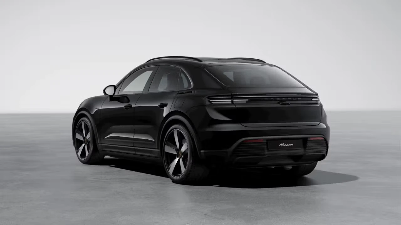 2026 Porsche Macan Electric - Image 20 of 30
