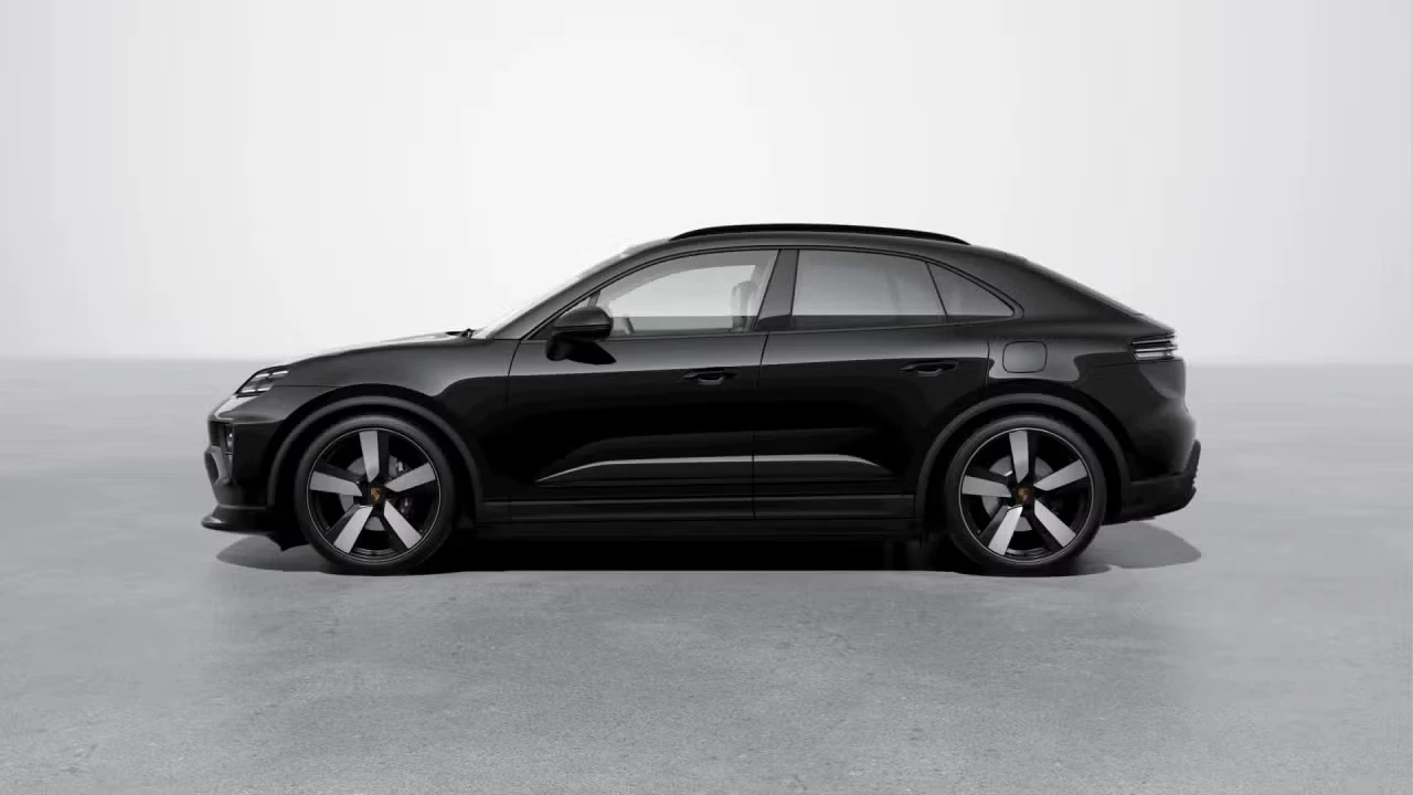 2026 Porsche Macan Electric - Image 12 of 30