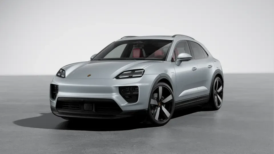 2026 Porsche Macan Electric - Image 7 of 31