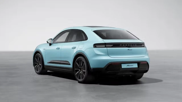 2026 Porsche Macan Electric - Image 18 of 30