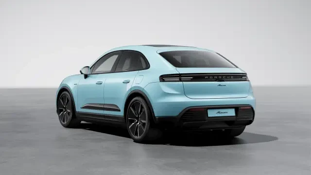 2026 Porsche Macan Electric - Image 22 of 30