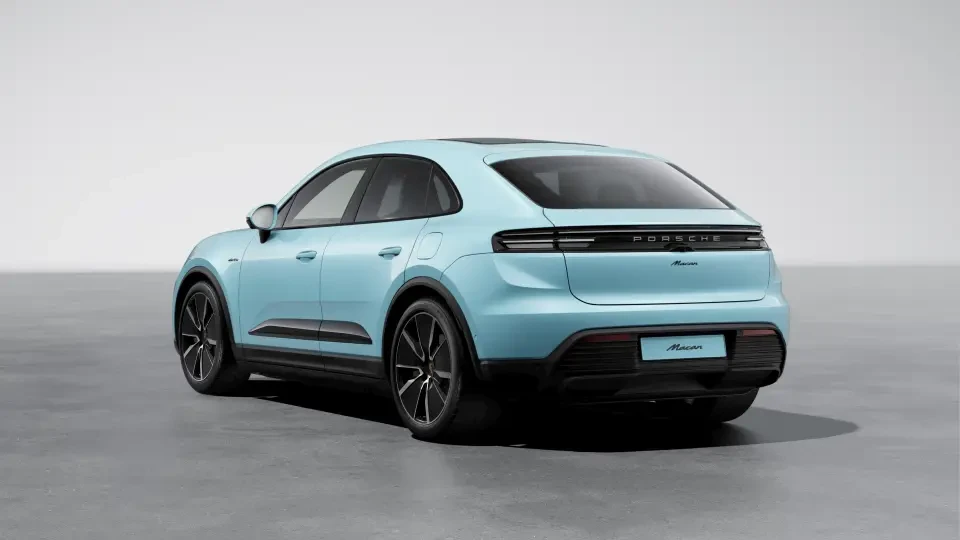 2026 Porsche Macan Electric - Image 23 of 30