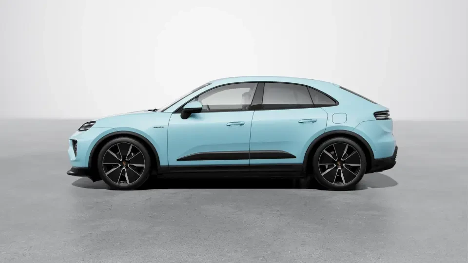 2026 Porsche Macan Electric - Image 15 of 30