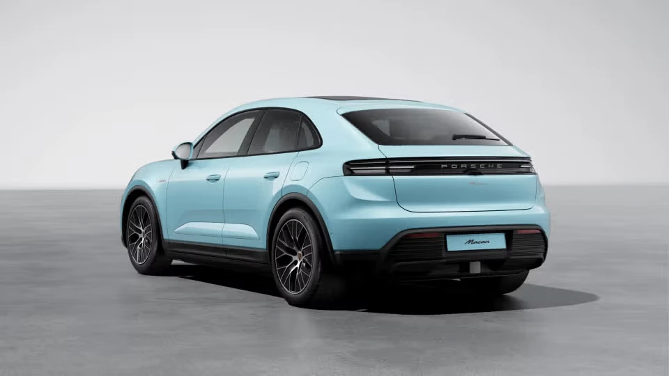 2026 Porsche Macan Electric - Image 19 of 30