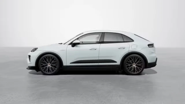 2026 Porsche Macan - Image 10 of 31