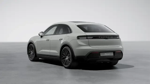 2026 Porsche Macan Electric - Image 22 of 30