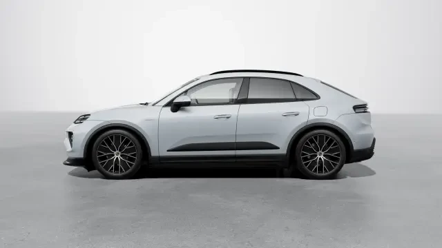 2026 Porsche Macan Electric - Image 14 of 30