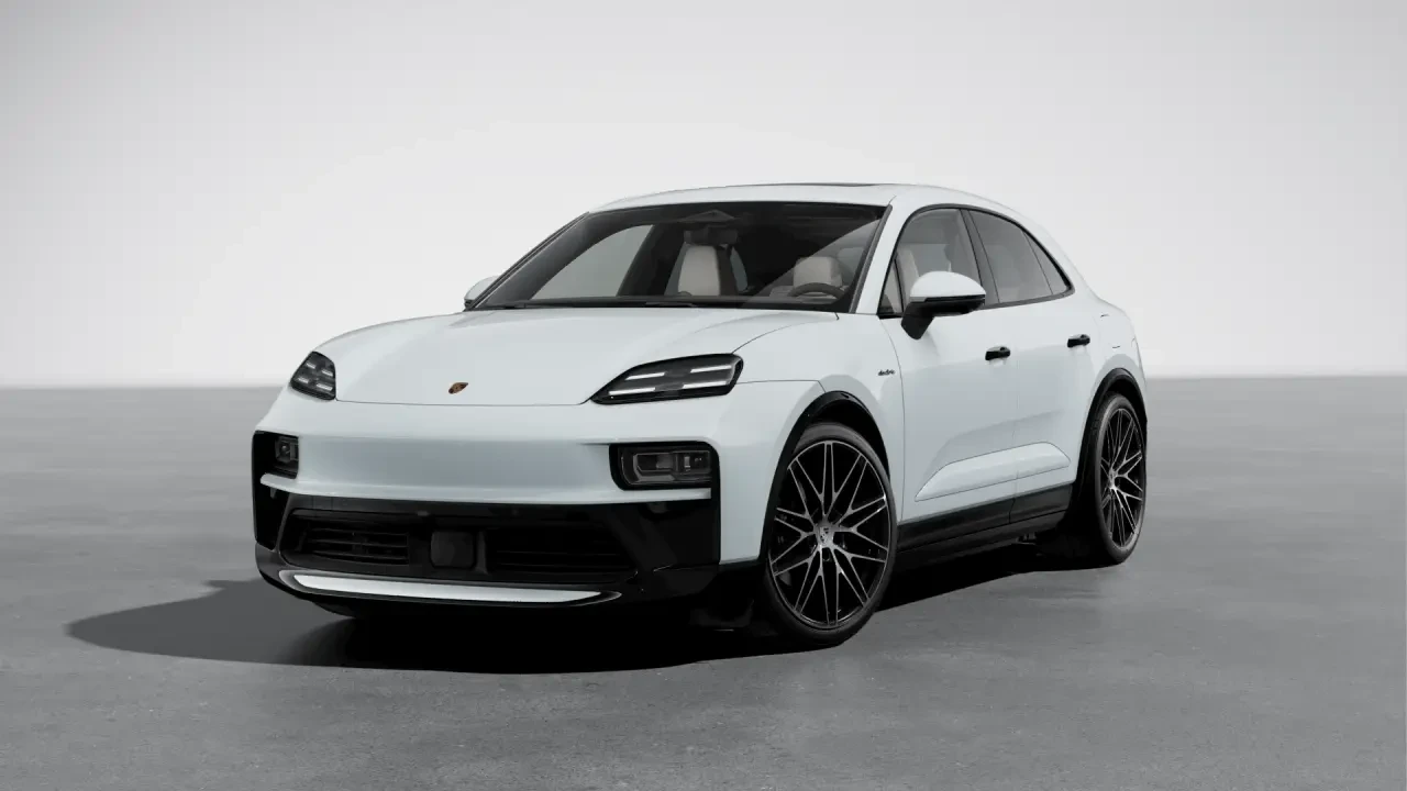 2026 Porsche Macan Electric - Image 8 of 30