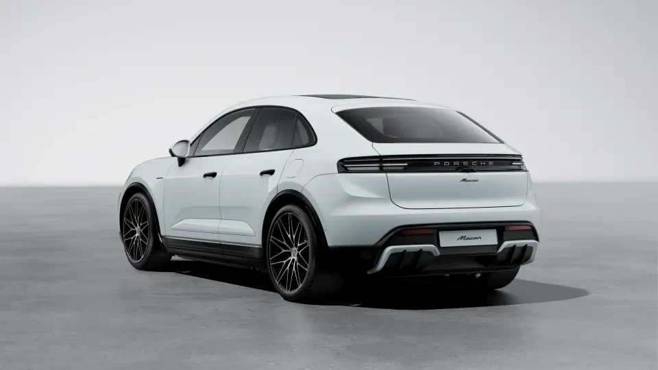 2026 Porsche Macan Electric - Image 23 of 30