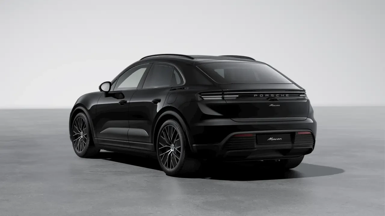 2026 Porsche Macan Electric - Image 24 of 30
