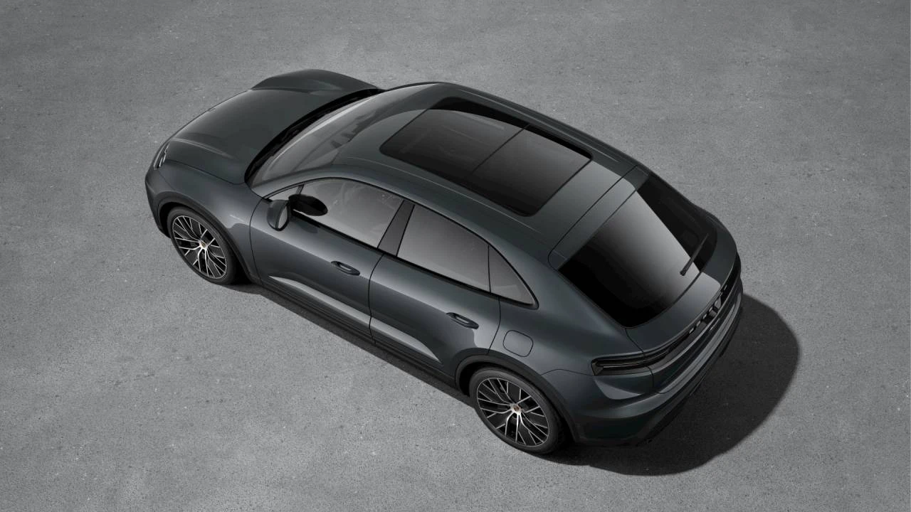 2026 Porsche Macan Electric - Image 4 of 10