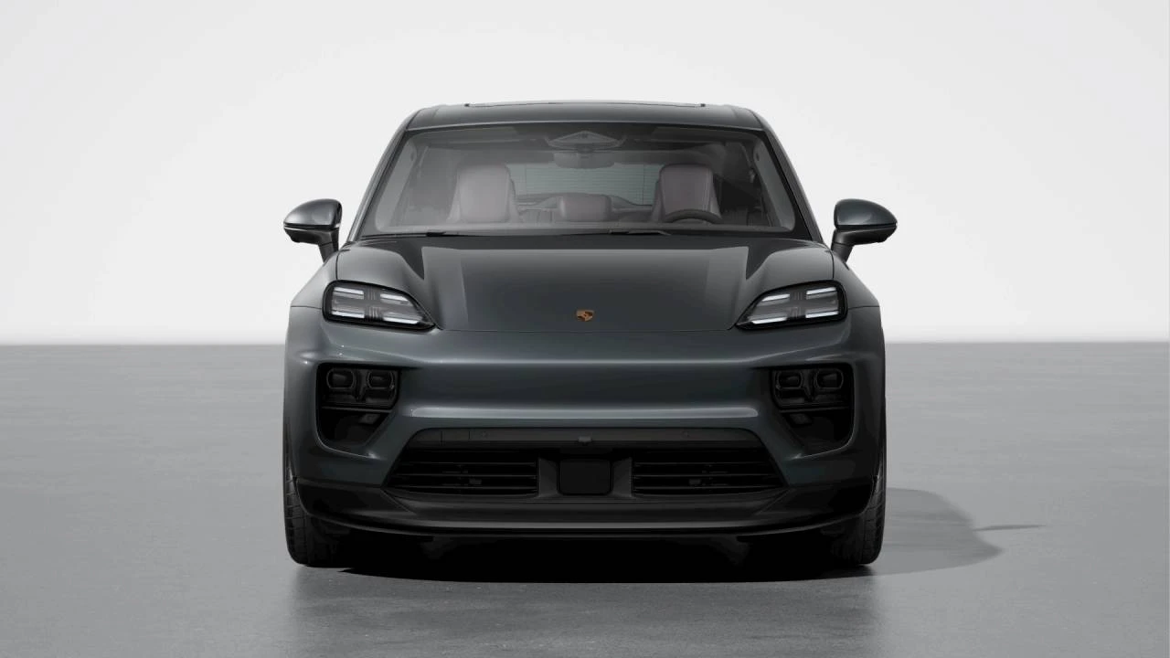 2026 Porsche Macan Electric - Image 8 of 10