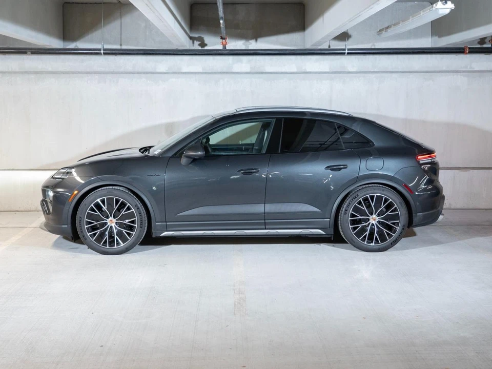 2026 Porsche Macan Electric - Image 2 of 30