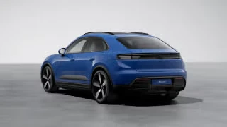 2026 Porsche Macan Electric - Image 17 of 31