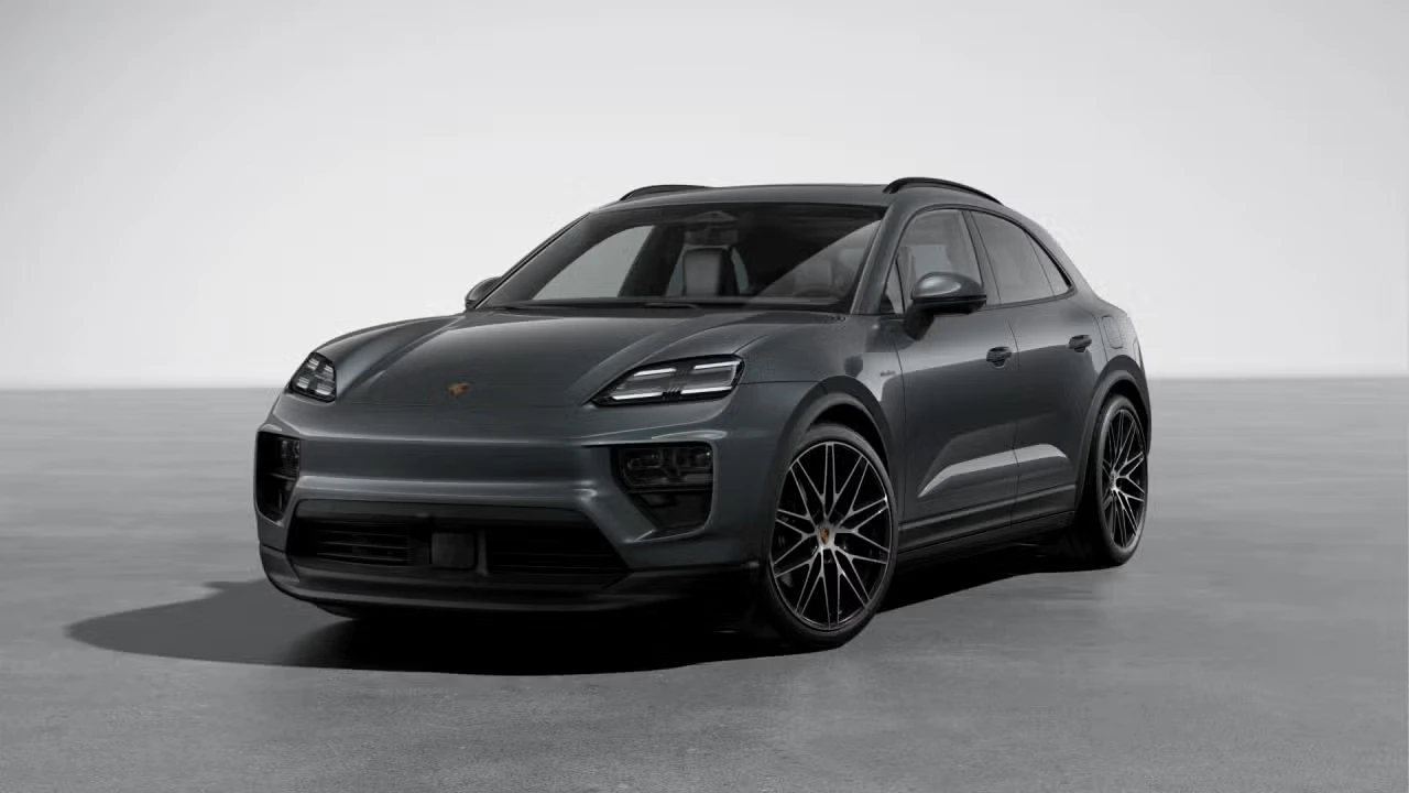 2026 Porsche Macan Electric - Image 4 of 31