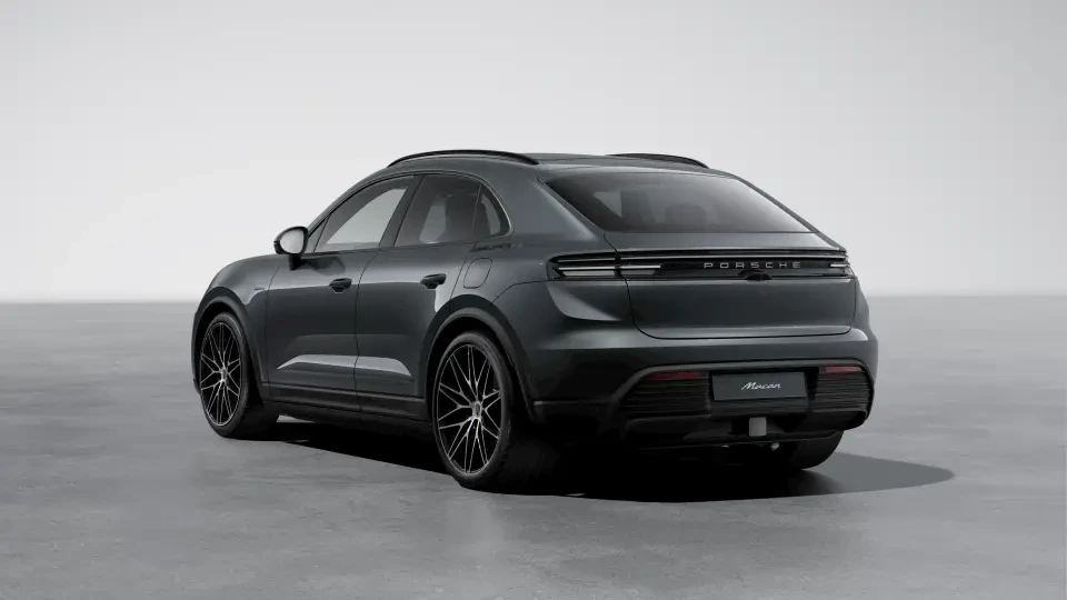 2026 Porsche Macan Electric - Image 23 of 31