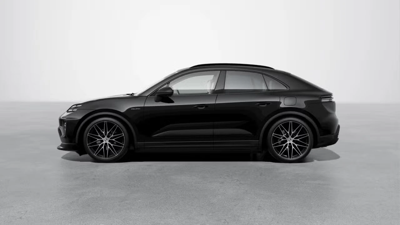 2026 Porsche Macan Electric - Image 12 of 30