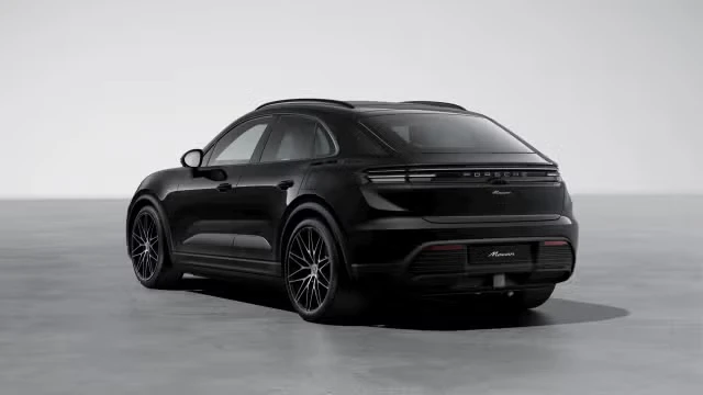 2026 Porsche Macan Electric - Image 18 of 30