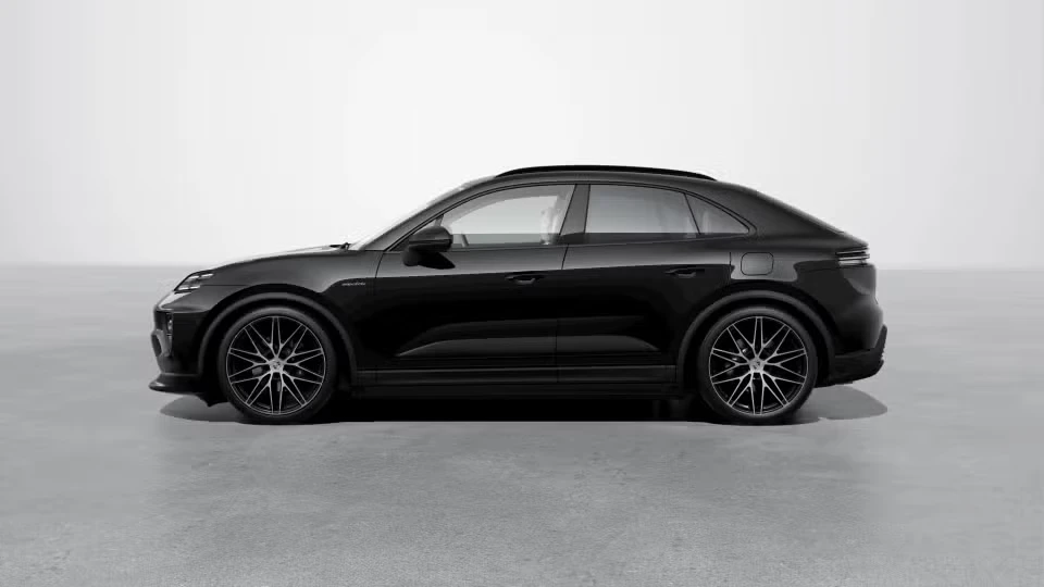 2026 Porsche Macan Electric - Image 11 of 30
