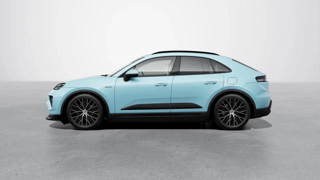 2026 Porsche Macan Electric - Image 12 of 30