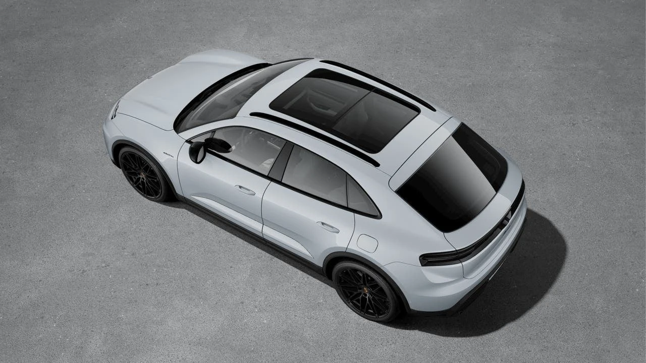 2026 Porsche Macan Electric - Image 4 of 10