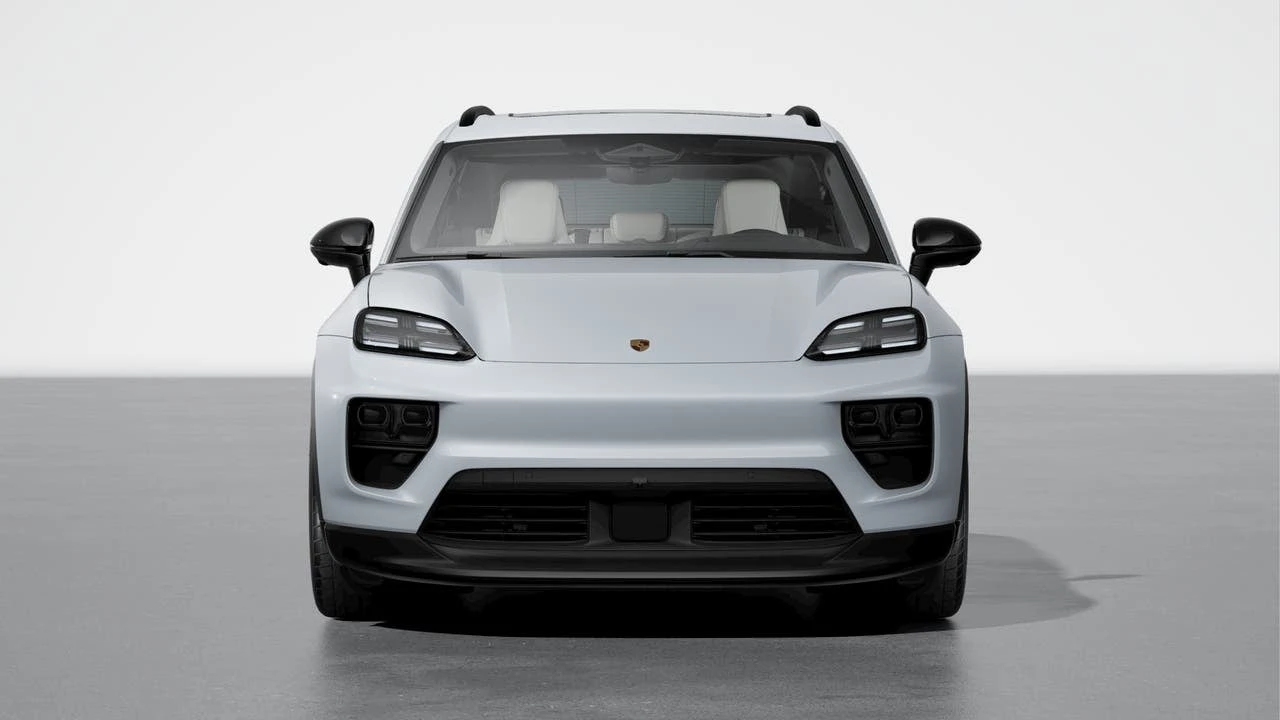 2026 Porsche Macan Electric - Image 8 of 10