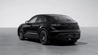 2026 Porsche Macan Electric - Image 17 of 30