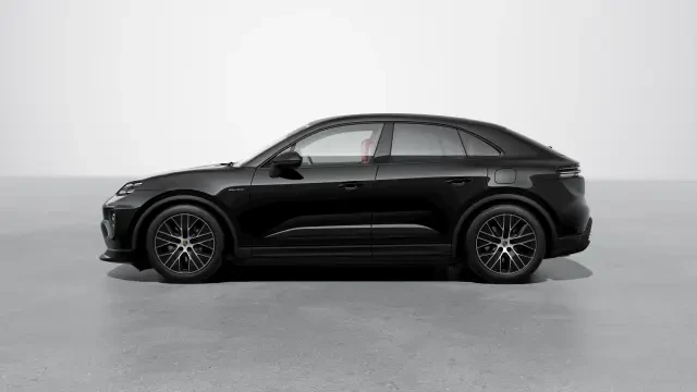 2026 Porsche Macan Electric - Image 14 of 30