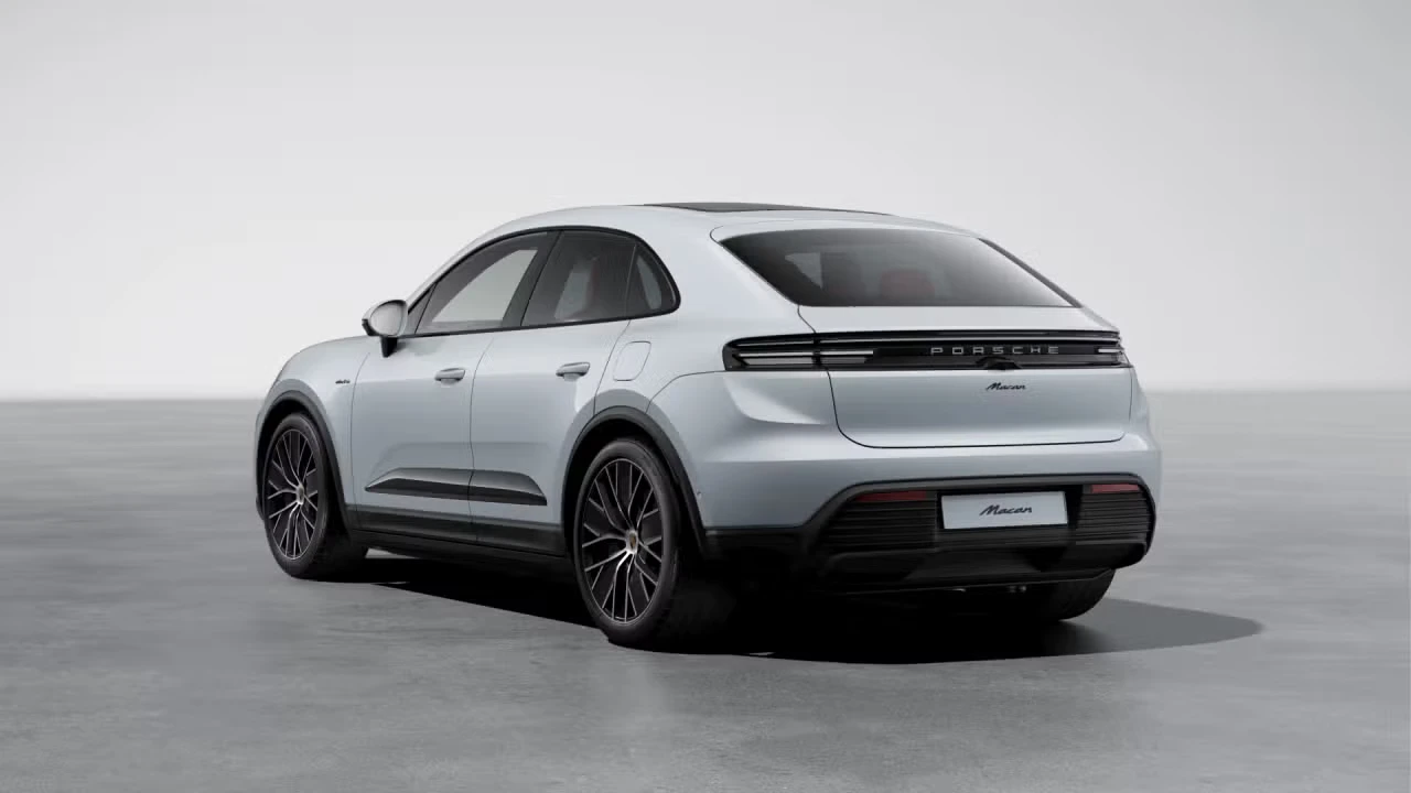 2026 Porsche Macan Electric - Image 20 of 30