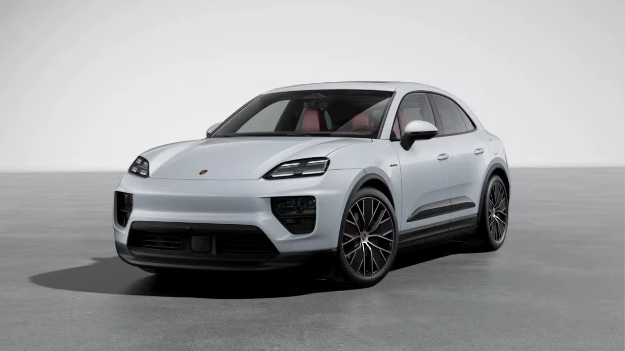 2026 Porsche Macan Electric - Image 4 of 30