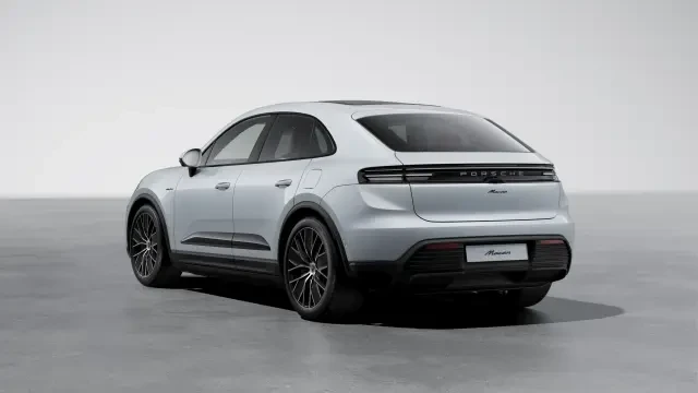 2026 Porsche Macan Electric - Image 22 of 30