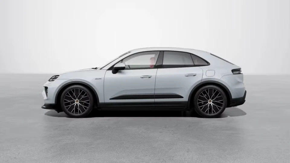 2026 Porsche Macan Electric - Image 11 of 30
