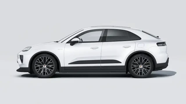 2026 Porsche Macan Electric - Image 14 of 31