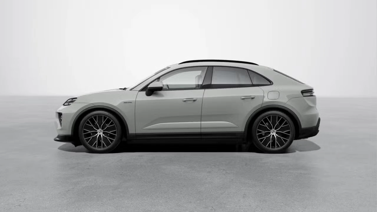 2026 Porsche Macan Electric - Image 12 of 31
