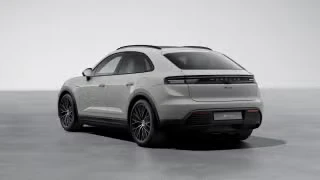 2026 Porsche Macan Electric - Image 17 of 31