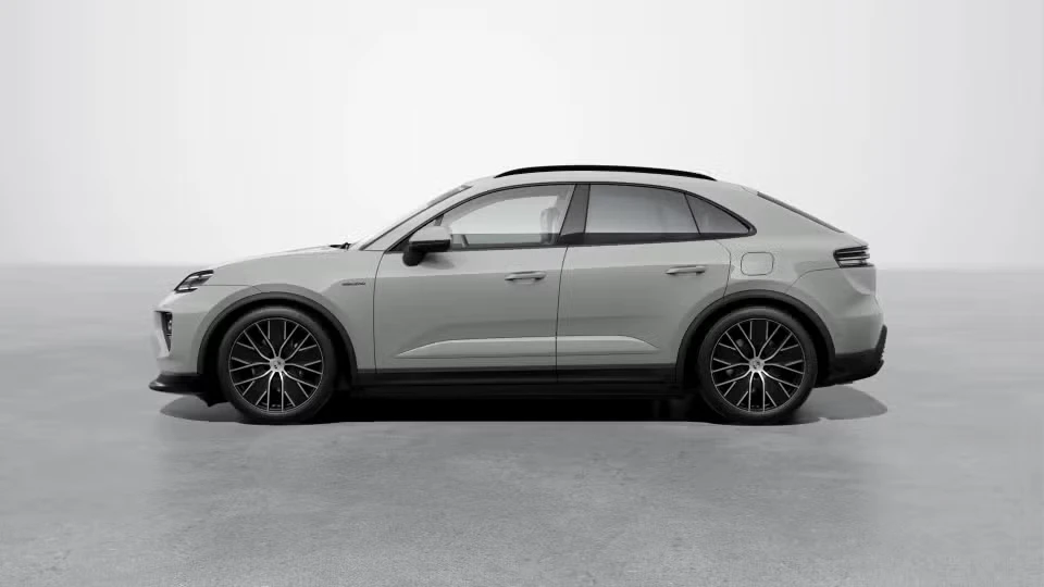 2026 Porsche Macan Electric - Image 11 of 31