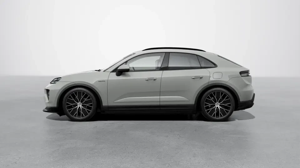 2026 Porsche Macan Electric - Image 15 of 31