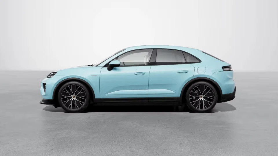 2026 Porsche Macan Electric - Image 11 of 31