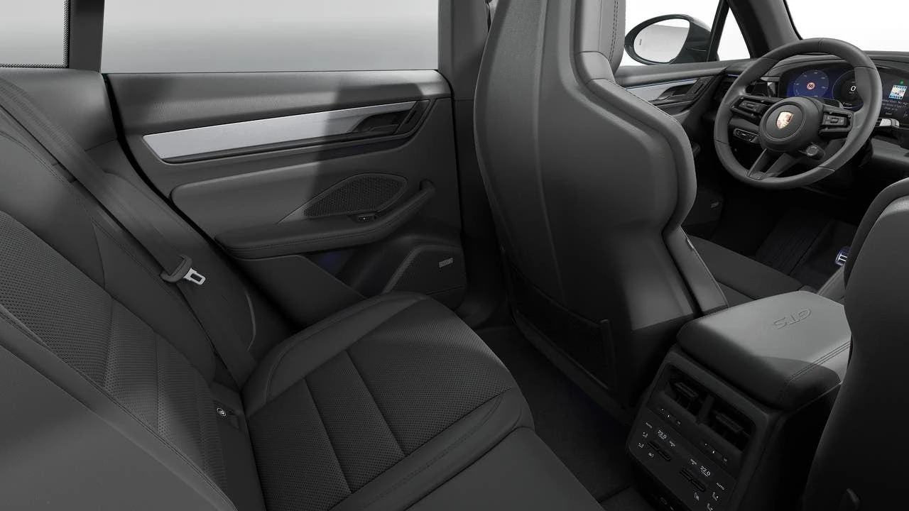 2026 Porsche Macan Electric - Image 14 of 14