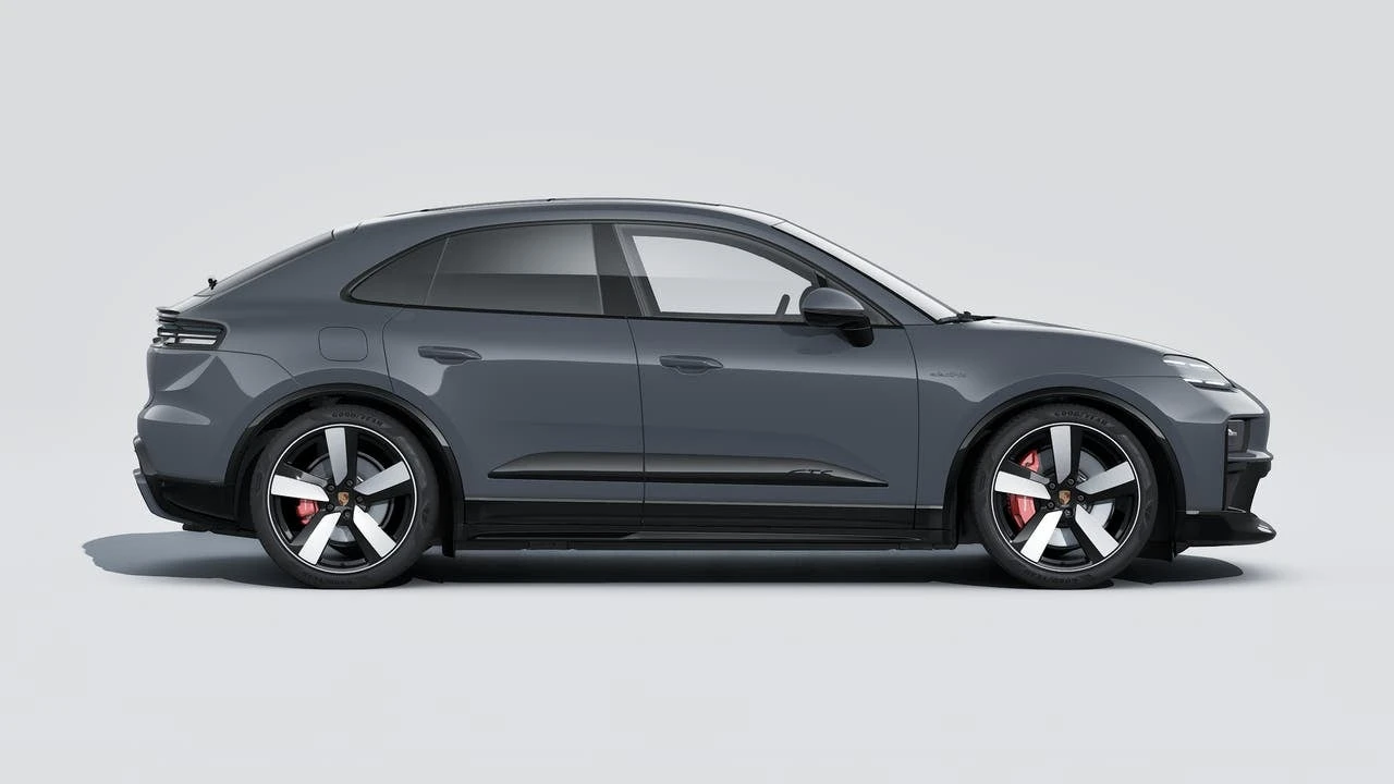 2026 Porsche Macan Electric - Image 6 of 14