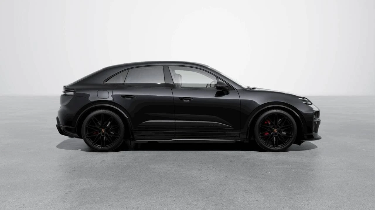 2026 Porsche Macan Electric - Image 6 of 10