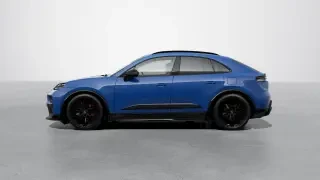 2026 Porsche Macan Electric - Image 13 of 31