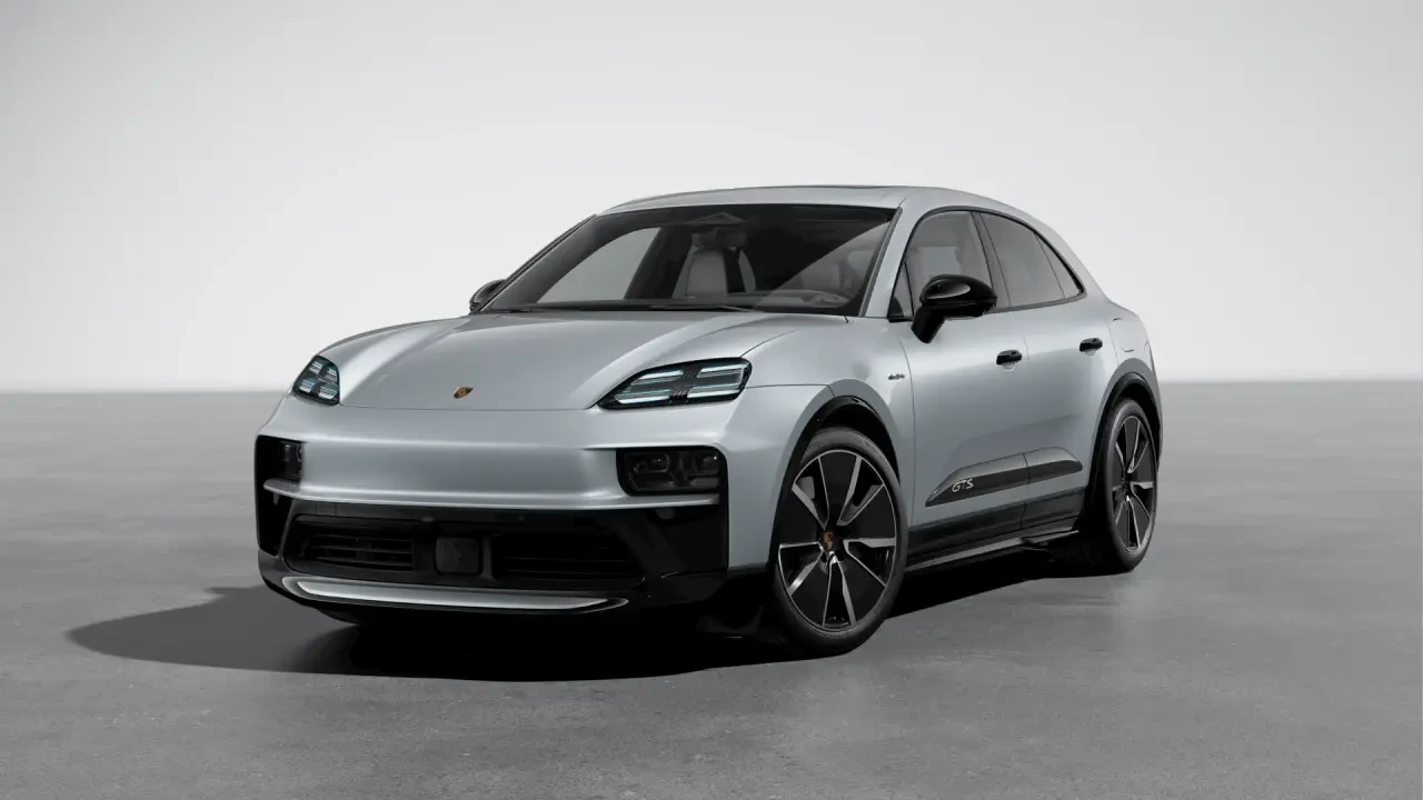 2026 Porsche Macan Electric - Image 8 of 30